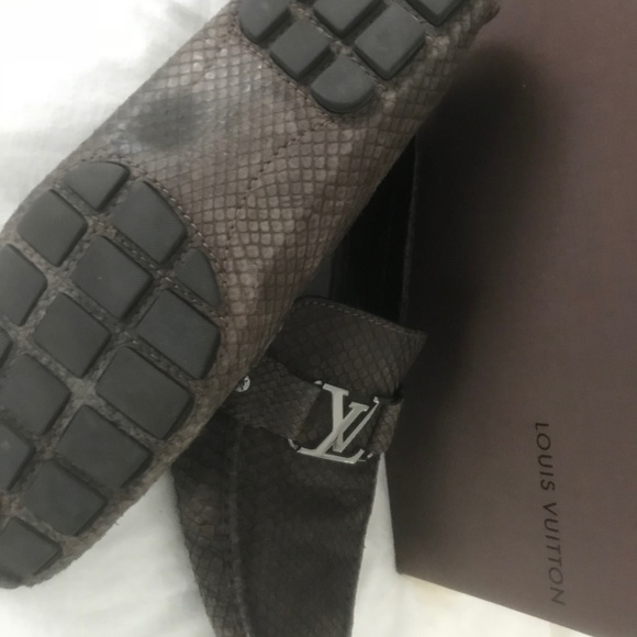 Louis Vuitton Men\'s Loafer Embossed brown Suede main image 4